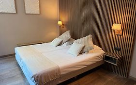 Hotel Giorgi et logements insolites-jacuzzi privé